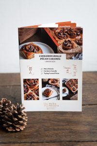 ma-box-patisserie-cinnamon-rolls-pecan-caramel-photo-livret-recette